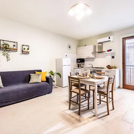 Casa vacanze Lovely In With Wifi Trappeto (Sicily)